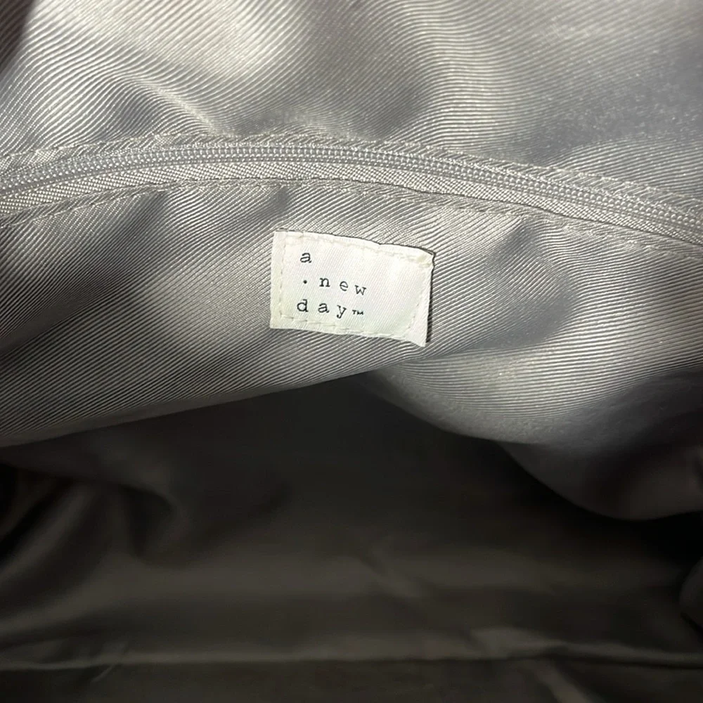 A New Day Elegant Taupe Tote Bag - Picture 4 of 14